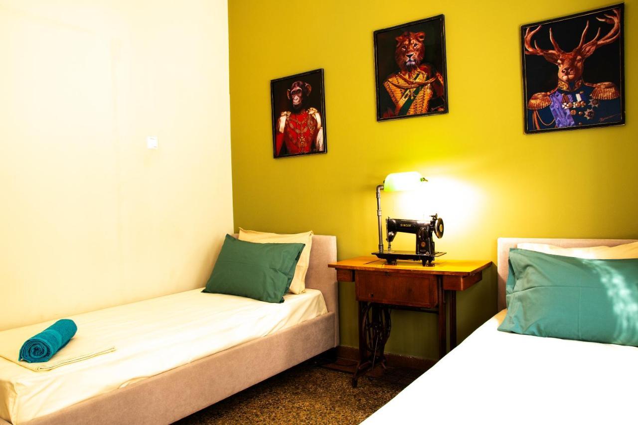 Exis Suite Athènes Extérieur photo