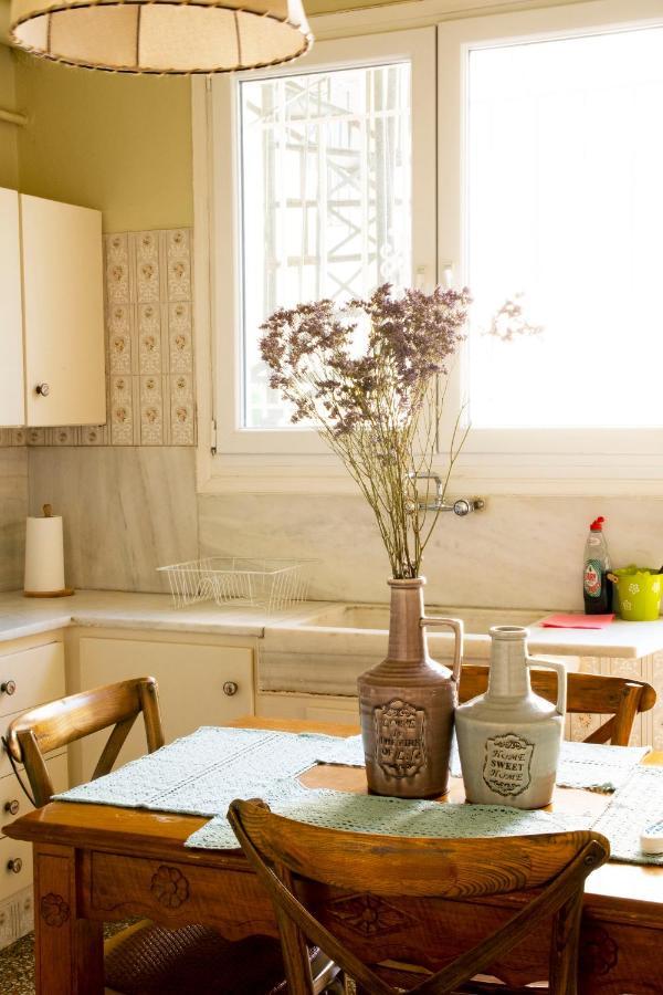 Exis Suite Athènes Extérieur photo